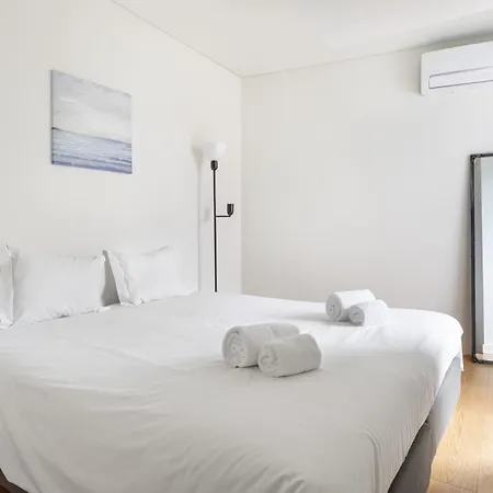 Guestready - Chic Apt Near Liberdade Avenue アパート *