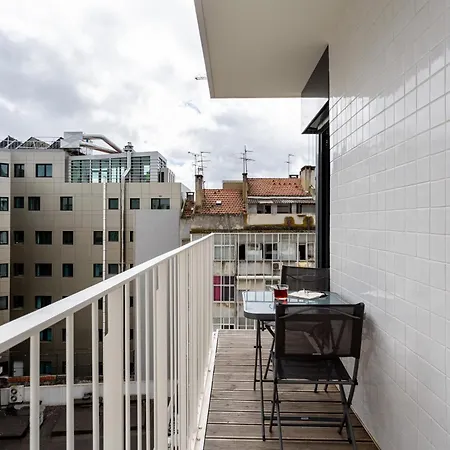 Guestready - Chic Apt Near Liberdade Avenue アパート リスボン