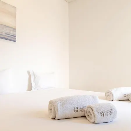 Guestready - Chic Near Liberdade Avenue Lejlighed Lisboa