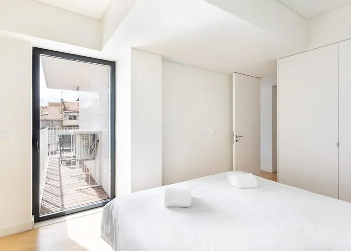 Апартаменти Guestready - Chic Near Liberdade Avenue *