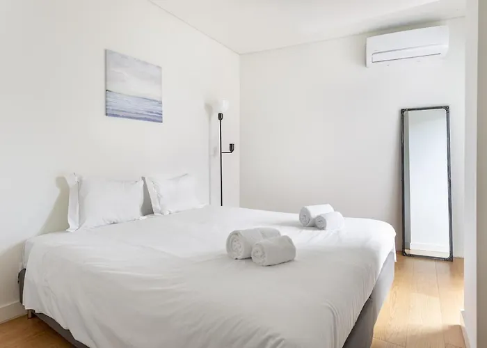 Guestready - Chic Near Liberdade Avenue Апартаменти Лісабон