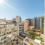 Guestready - Chic Near Liberdade Avenue * Lisbona
